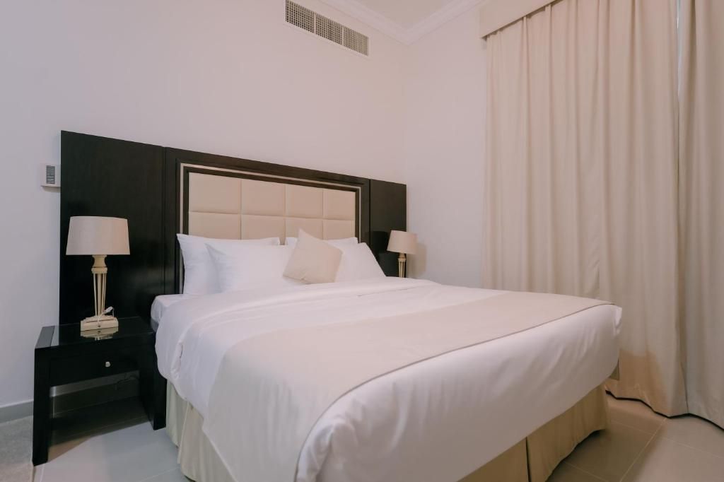 Deluxe Studio Apartment
